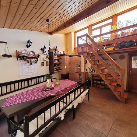 Family House - Apartmany Zuzana Stará Lesná Eksteriør billede